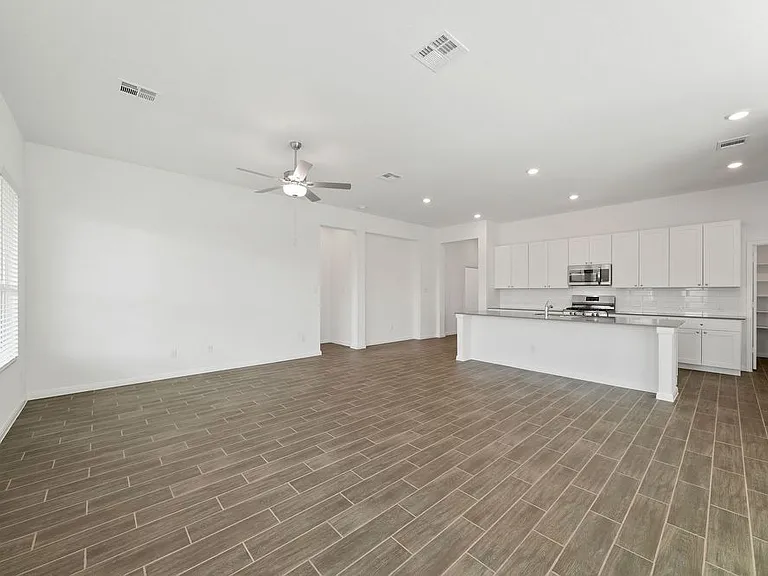 6631 Morgan Path — Photo 23