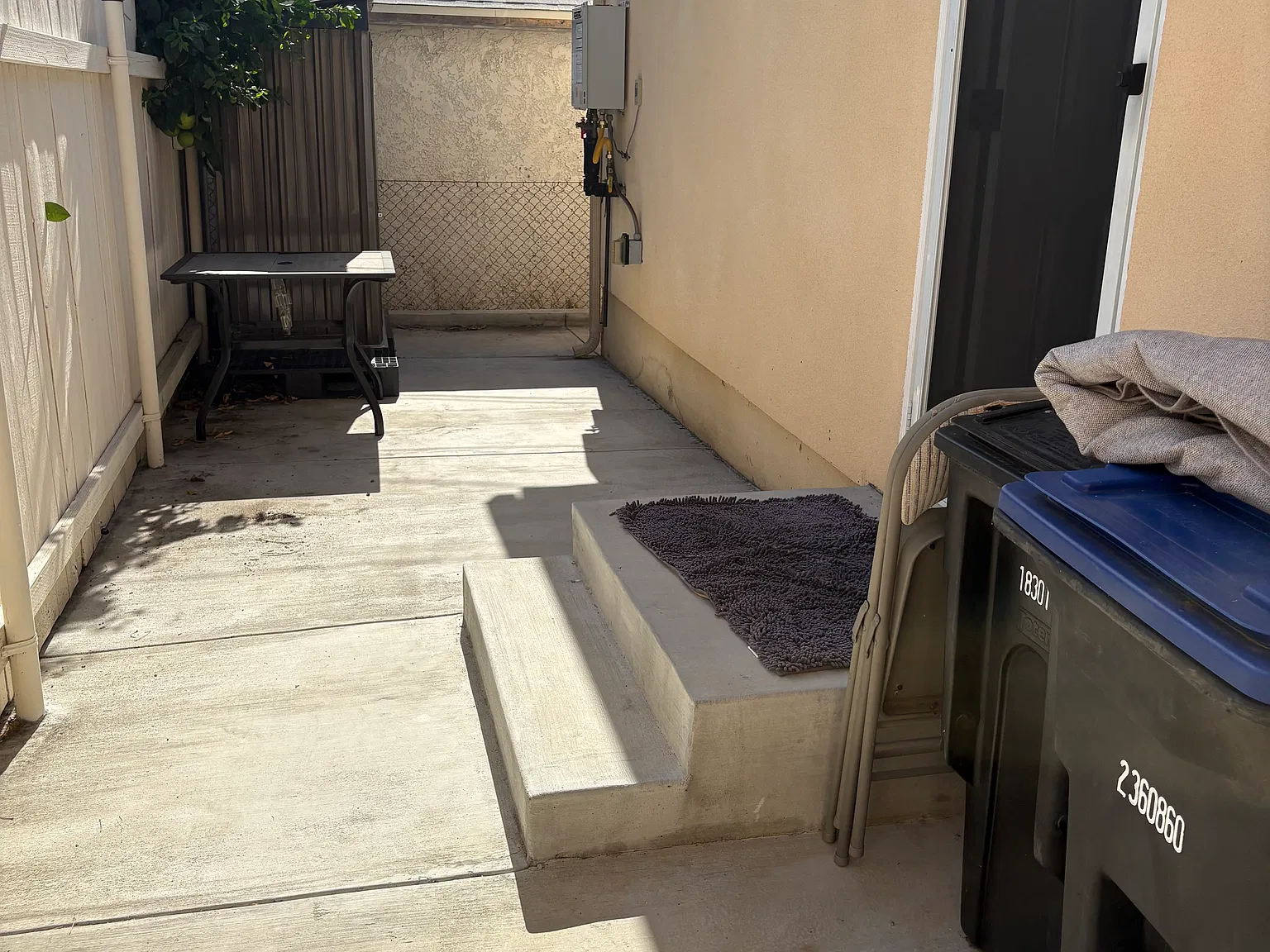 2 bed, 1000 sqft, $3,600 — Photo 4