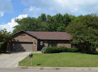 5530 Oakmont Dr, Columbus, OH 43232
