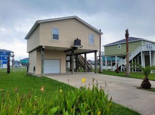 22825 Camino St, Galveston, TX 77554