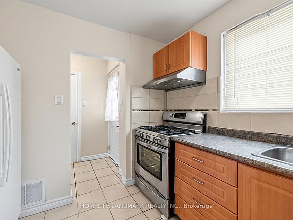4th image of 67 Godstone Rd #112