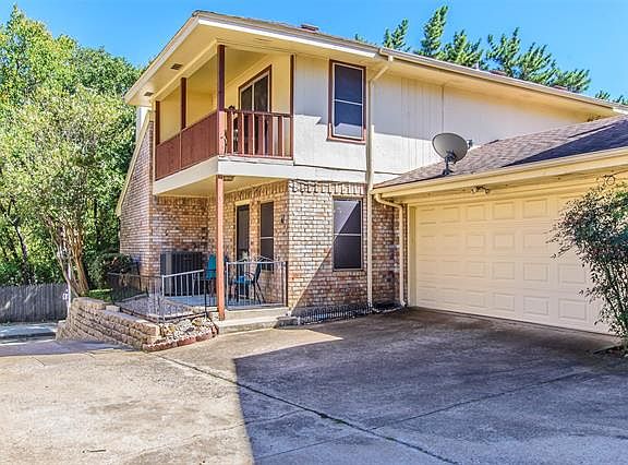4th image of 948 Chateau Valee Cir