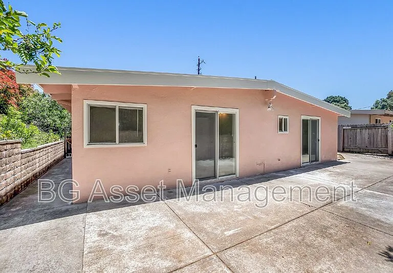 1588 Ridgecrest Rd — Photo 20