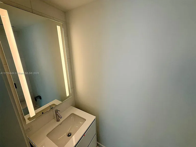 300 Biscayne Boulevard Way #4708 — Photo 13