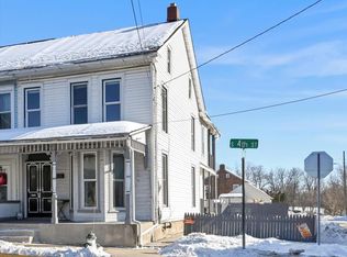 39 S 4th St, Denver, PA 17517