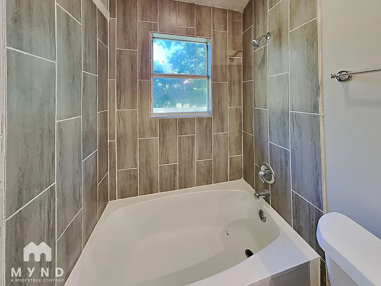 6610 Waders Ridge Dr — Photo 9