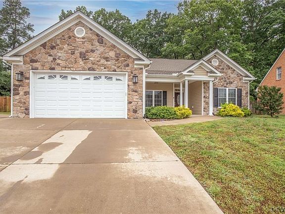 3rd image of 330 Kingfisher Way
