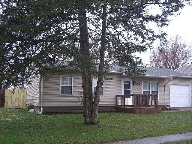1st image of 8708 Wakefield Dr