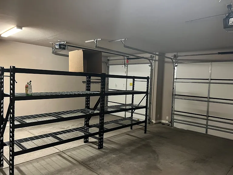 Unit Photo