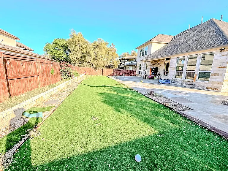 4301 Logan Ridge Dr — Photo 21