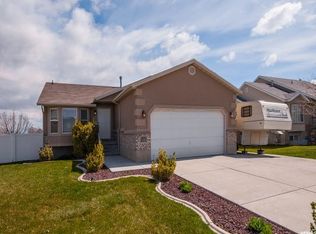 2875 S Ensign Park Dr, Magna, UT 84044