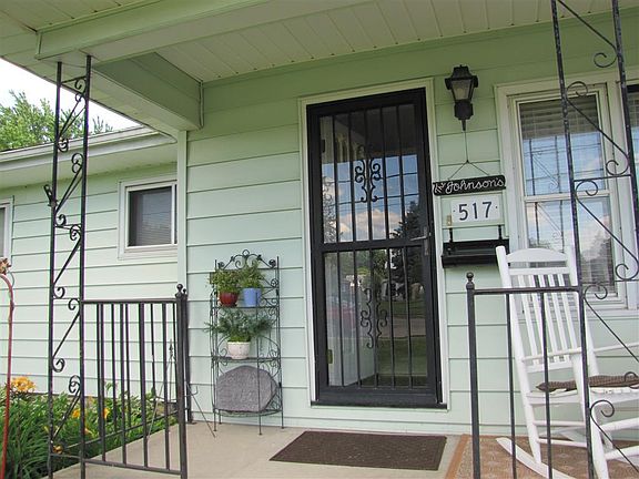 2nd image of 517 Gwynne St