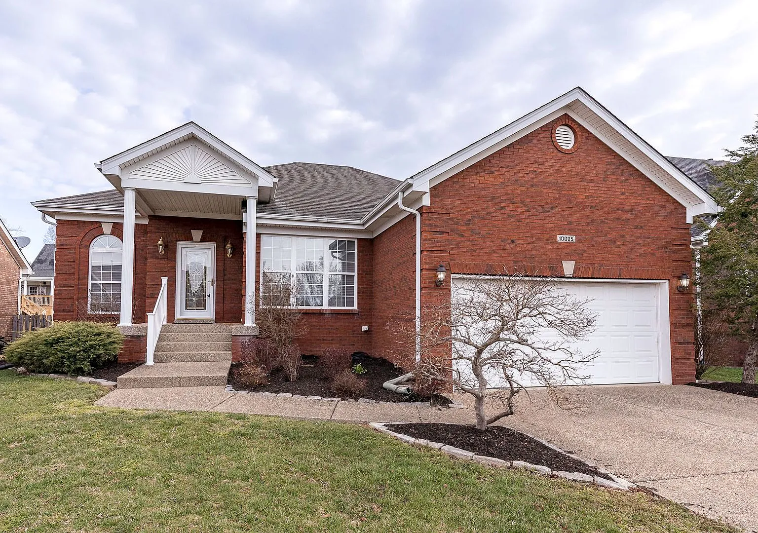10005 Brighton Springs (Fern Creek) — Photo 1