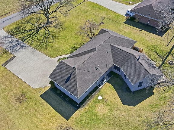 4th image of 10312 Sidle Rd