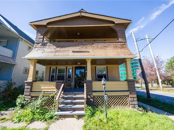 2756 E 122nd St, Cleveland, OH 44120