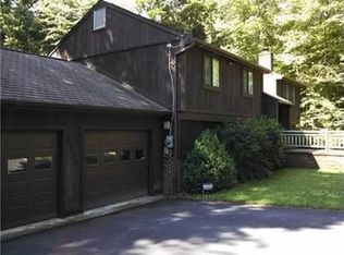 5824 Valencia Rd, Gibsonia, PA 15044