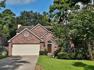 64 E Village Knoll Cir, Spring, TX 77381