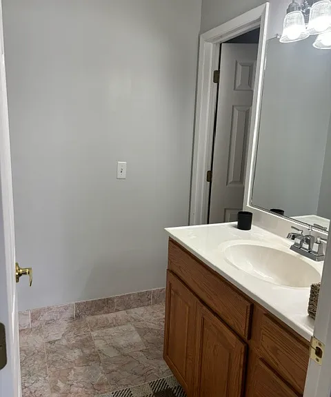 493 Le Parc Cir — Photo 13