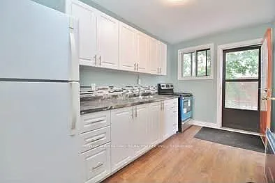 885 Maitland Ave — Photo 4