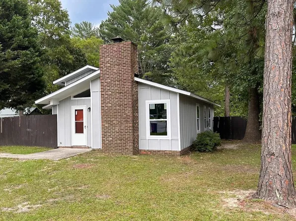 4360 Moonstone Ct, Fayetteville, NC 28311