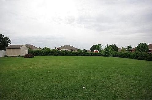 Fully fenced backard