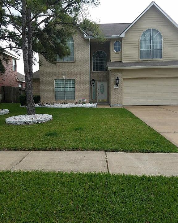 1st image of 14727 Belterraza Dr