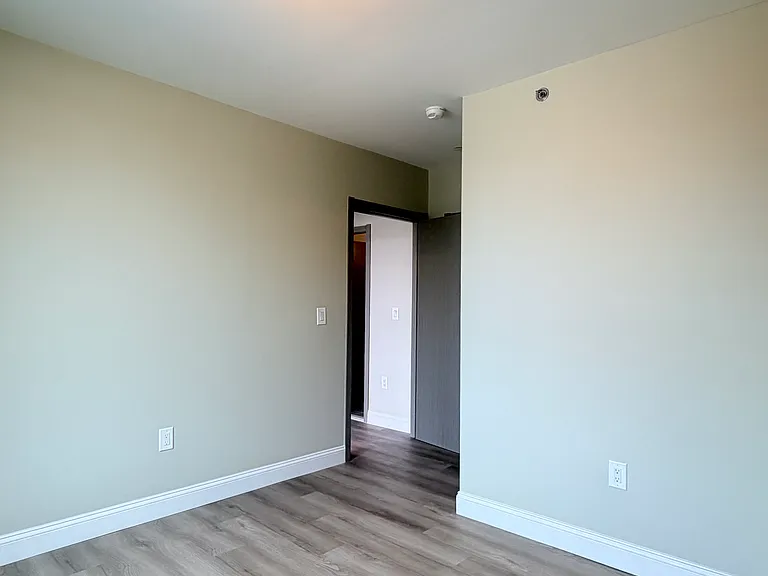 163-07 72nd Ave #4F — Photo 10