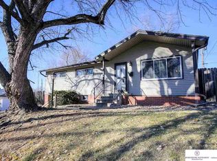 908 Lemay Dr, Bellevue, NE 68005