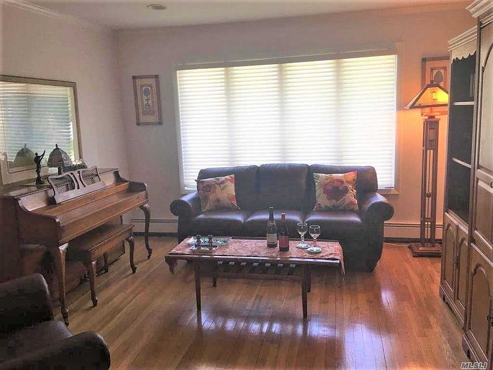 1st image of 814 Virginia Ave