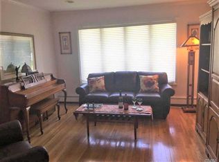 814 Virginia Ave, North Bellmore, NY 11710