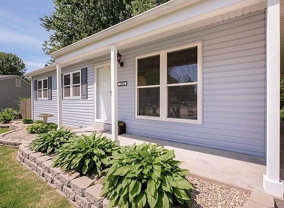 2nd image of 2903 Sprucewood Dr