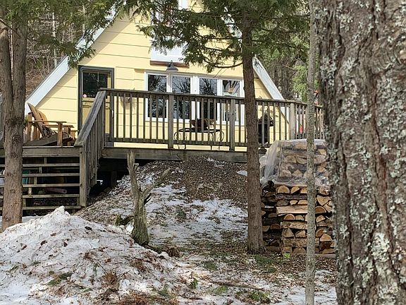 3rd image of 156 River Rd