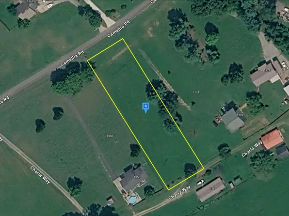 1370 Camellia Rd, Newport, TN 37821