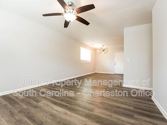 4th image of 35 Elmwood Pl