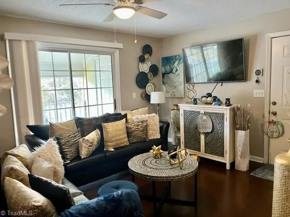 523 Mystic Dr APT K, Greensboro, NC 27406