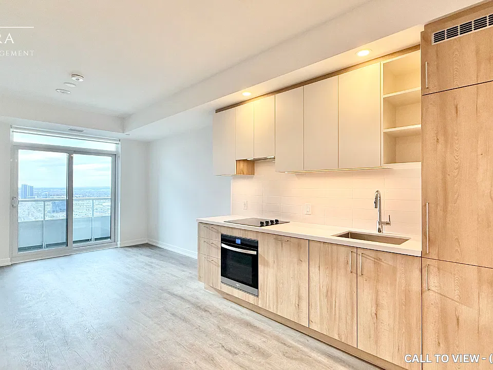 21 Highway 7 St #2403