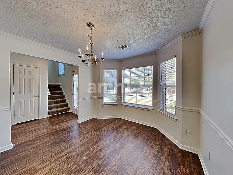 227 Penny Ln — Photo 7