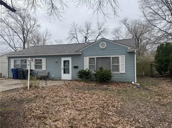 2505 Moundview Dr, Lawrence, KS 66049