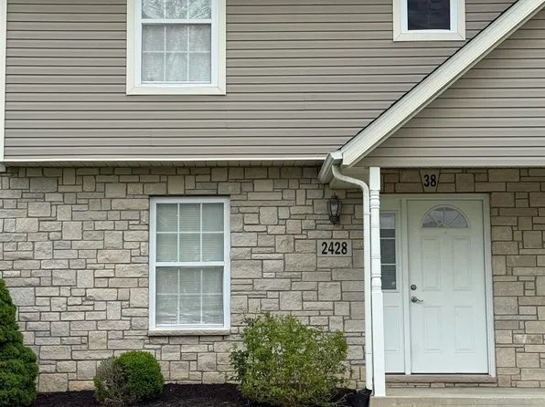 2428 S Woolery Mill Dr, Bloomington, IN 47403