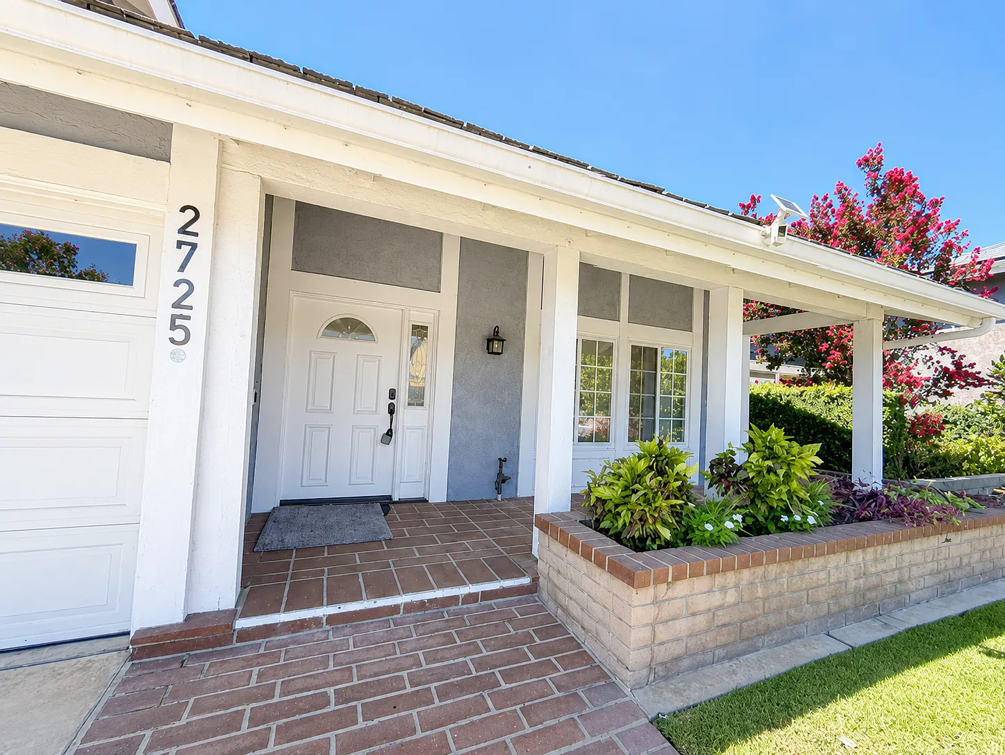 5 bed, 3005 sqft, $6,200 — Photo 4