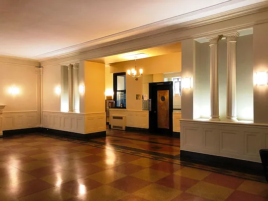 Rented by Prime Realty | media 16