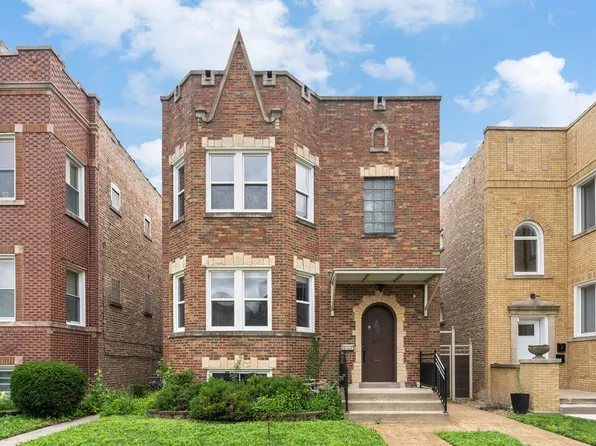 2115 Kenilworth Ave, Berwyn, IL 60402