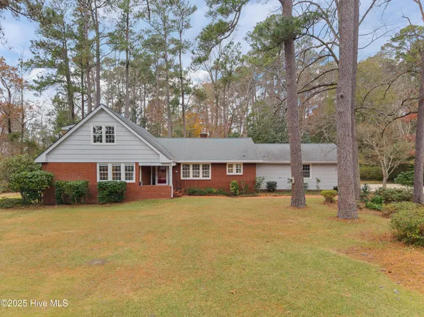 400 Country Club Drive, Jacksonville, NC 28546