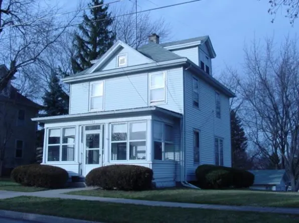 702 Clyde Street, Stoughton, WI 53589