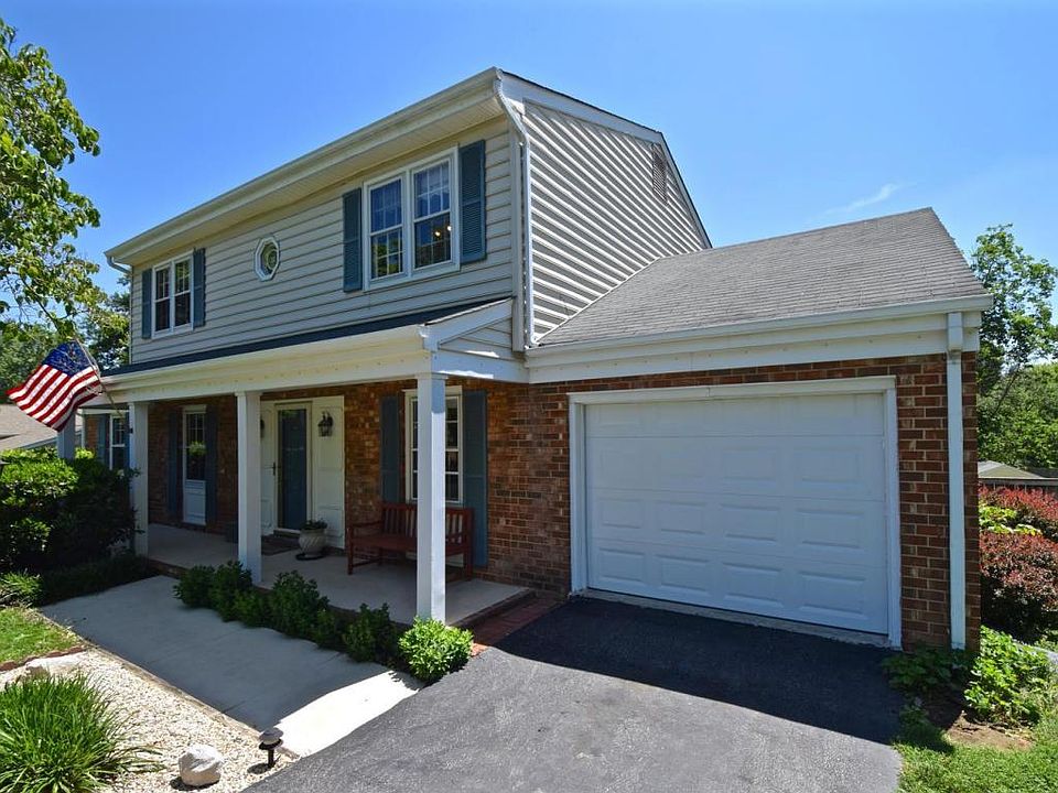 1st image of 2426 Charing Cross Dr