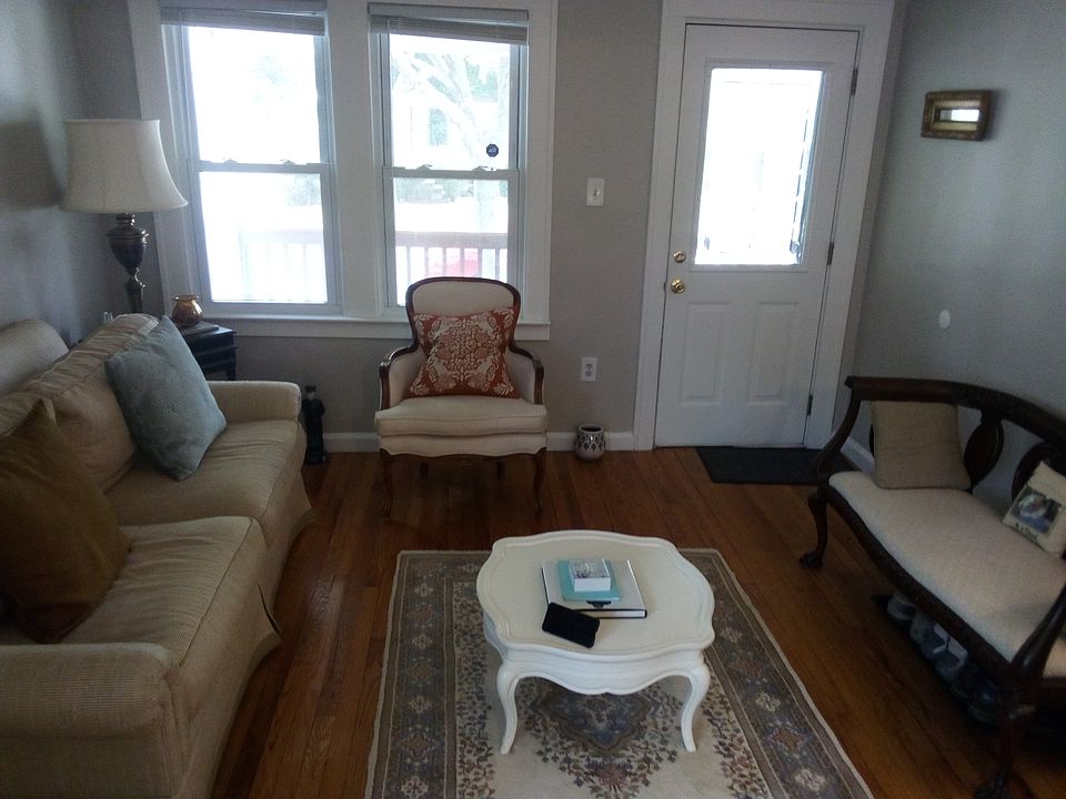 1st image of 1291 Holland Ave