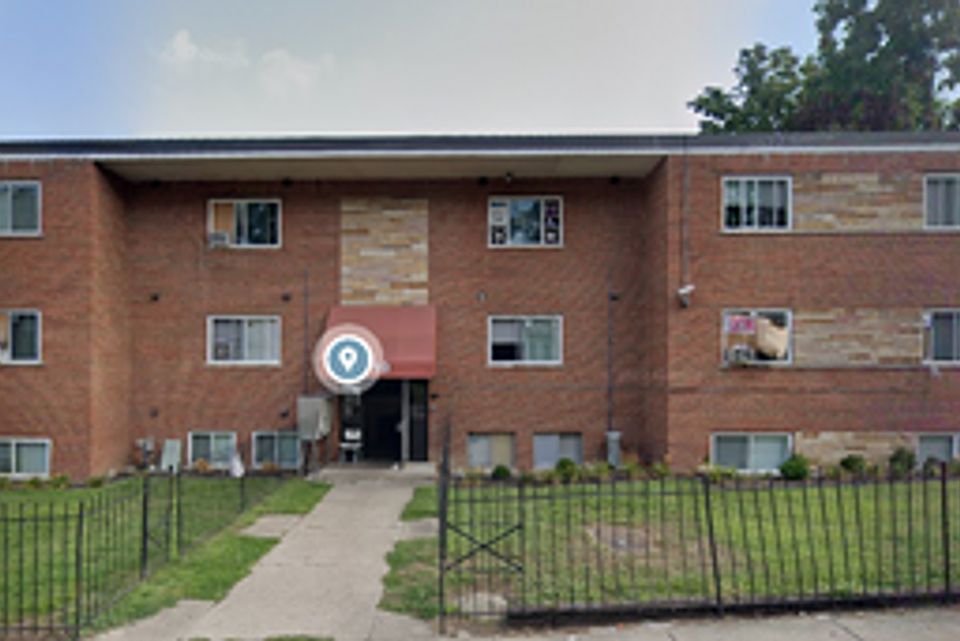 1st image of 710 Chalfonte Pl APT 202