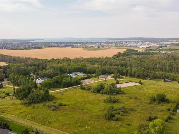 1236 S Township Road 384 #201, Sylvan Lake, AB T4S 0S5