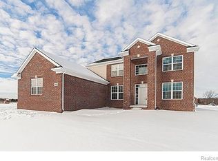 2223 Summerfield Lane, Hartland, MI 48353