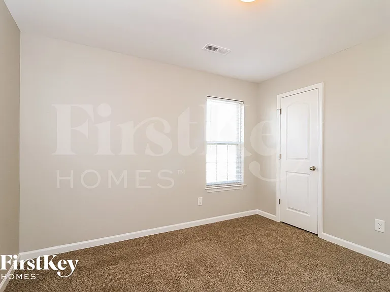 667 Field Crossing Ct — Photo 12